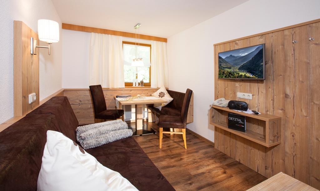 Trofana Appartements Solden Room photo